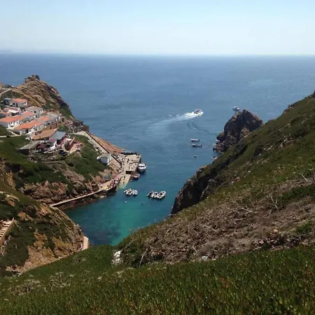 West Nyaraló Lourinhã